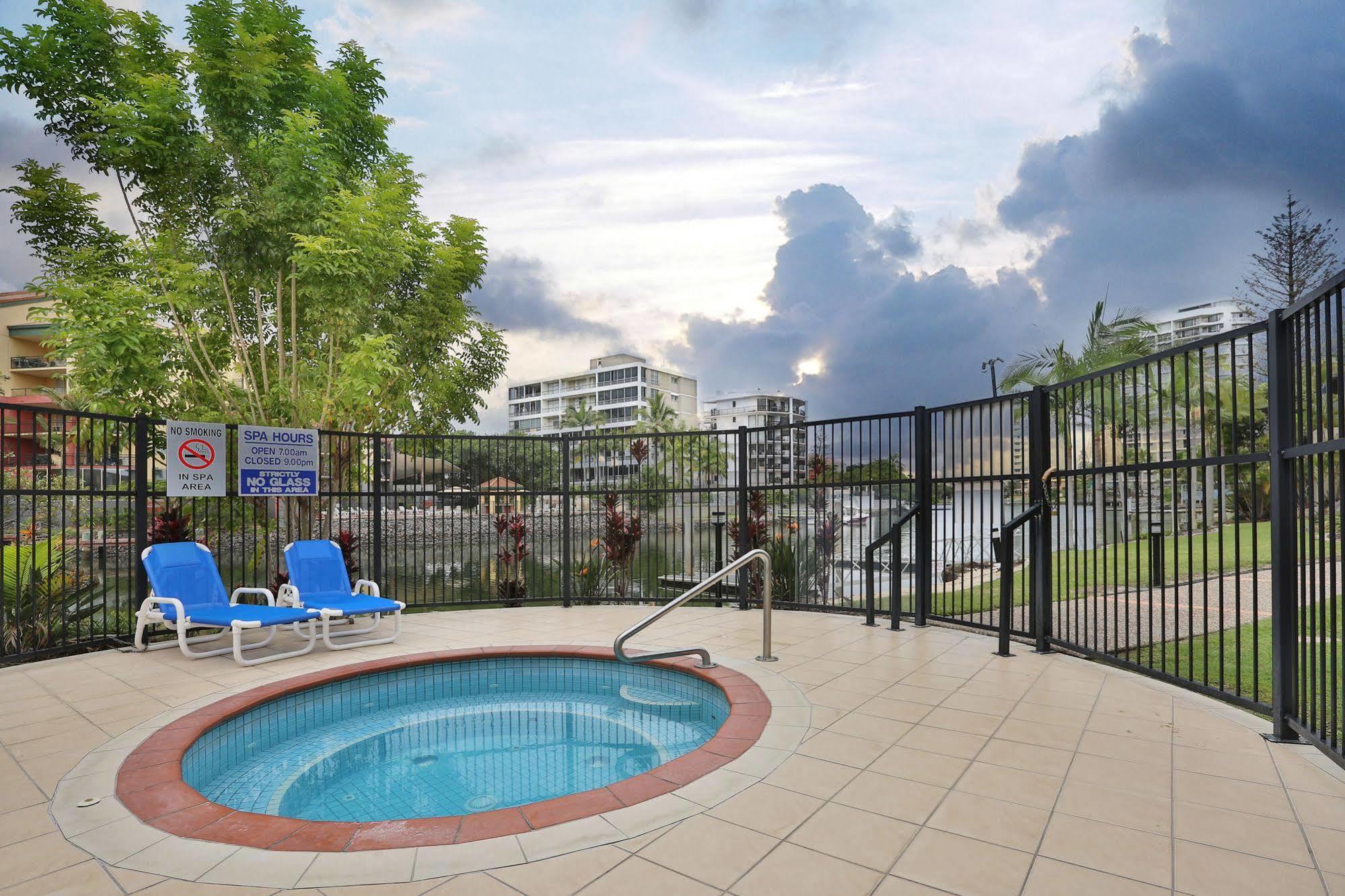 K Resort Surfers Paradise Apartments Gold Coast Exterior foto